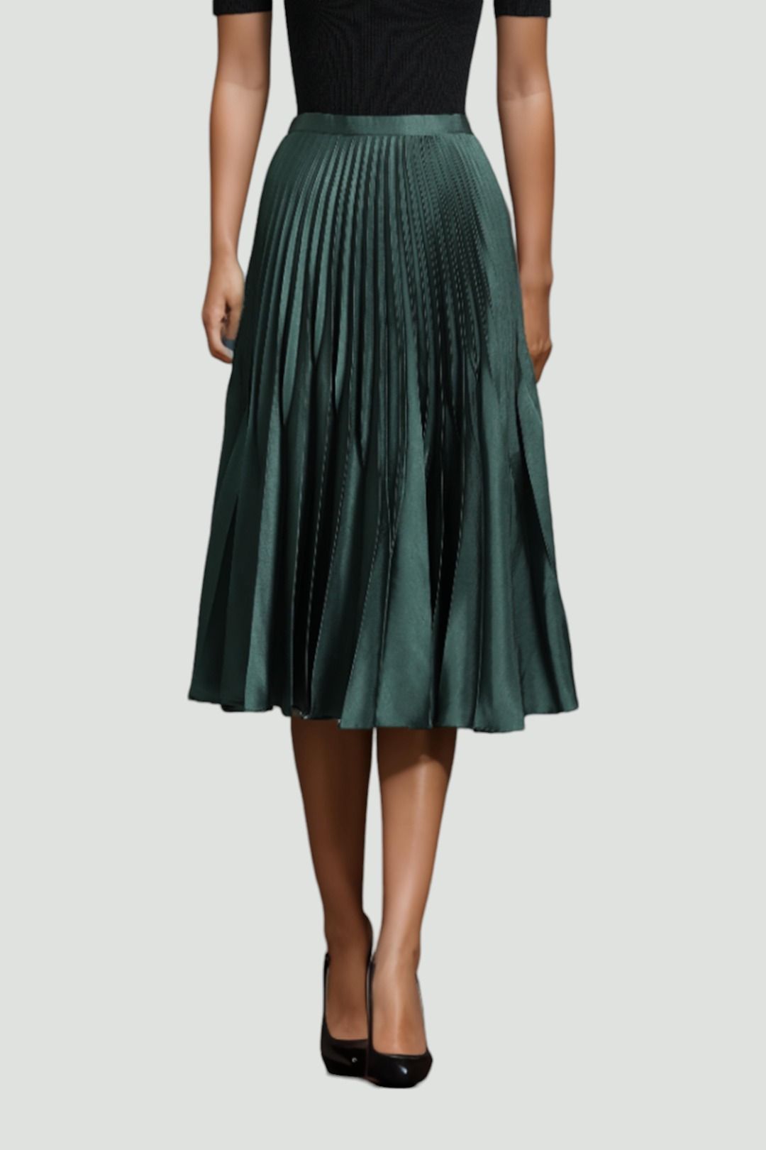 Country Road - Pleated Midi Skirt in Green