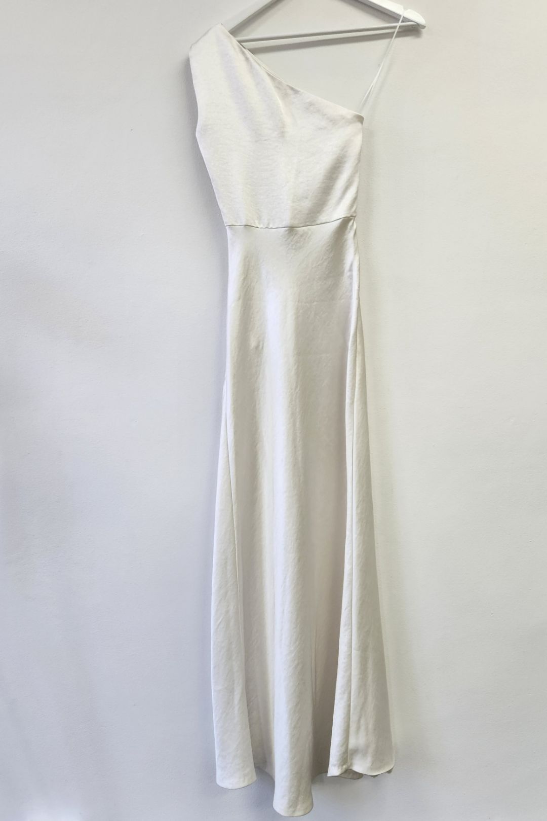 Buy The Dreamer Asym Maxi Dress in Ivory | Bec and Bridge | GlamCorner