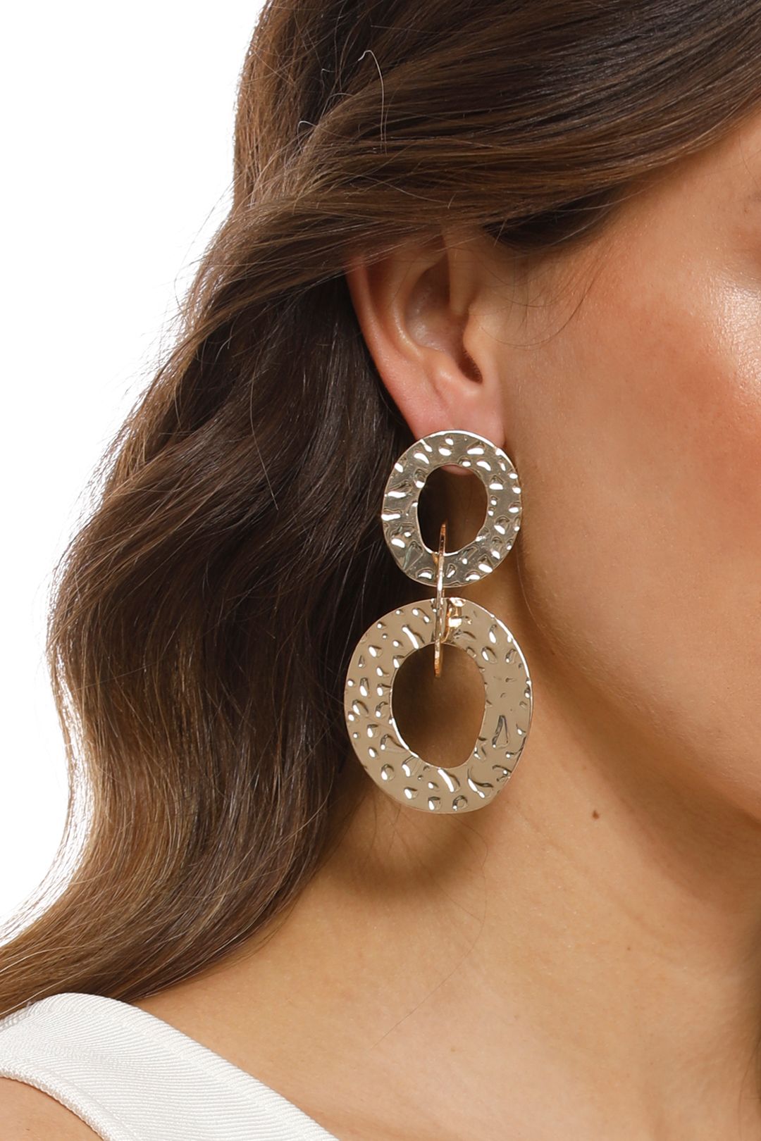 Adorne - Beaten Rings Link Earrings - Gold - Product