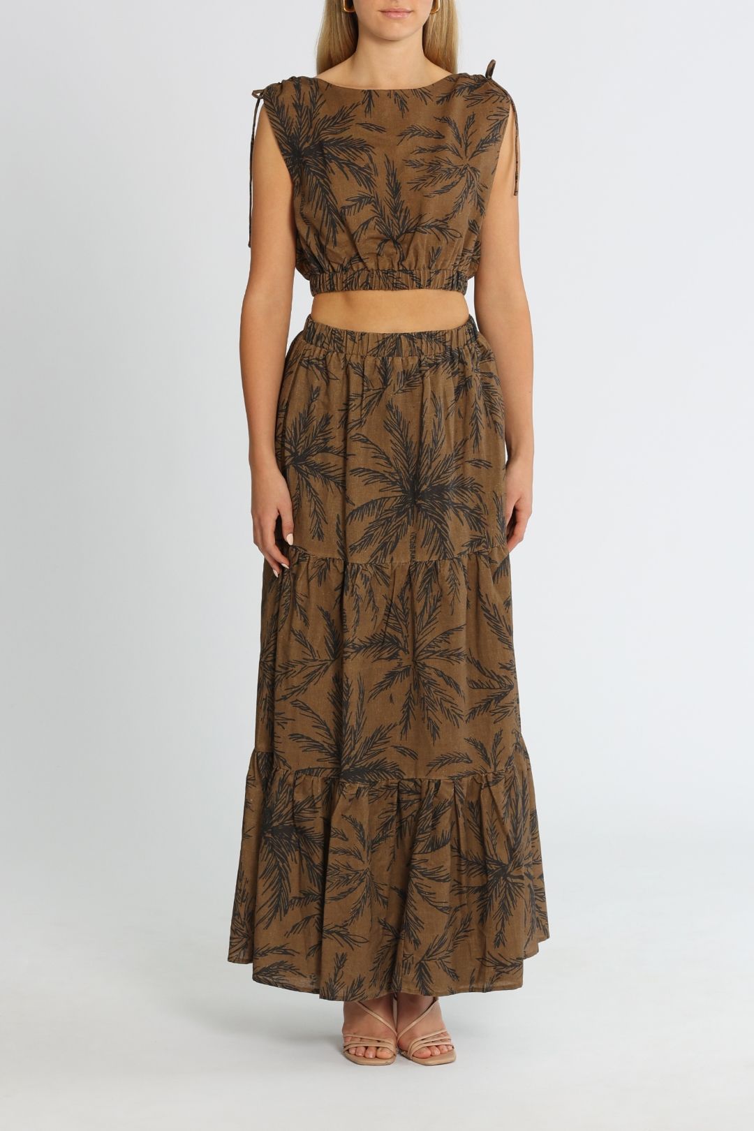 Charlie Holiday Willow Tiered Maxi Skirt Isle Of Palm Brown