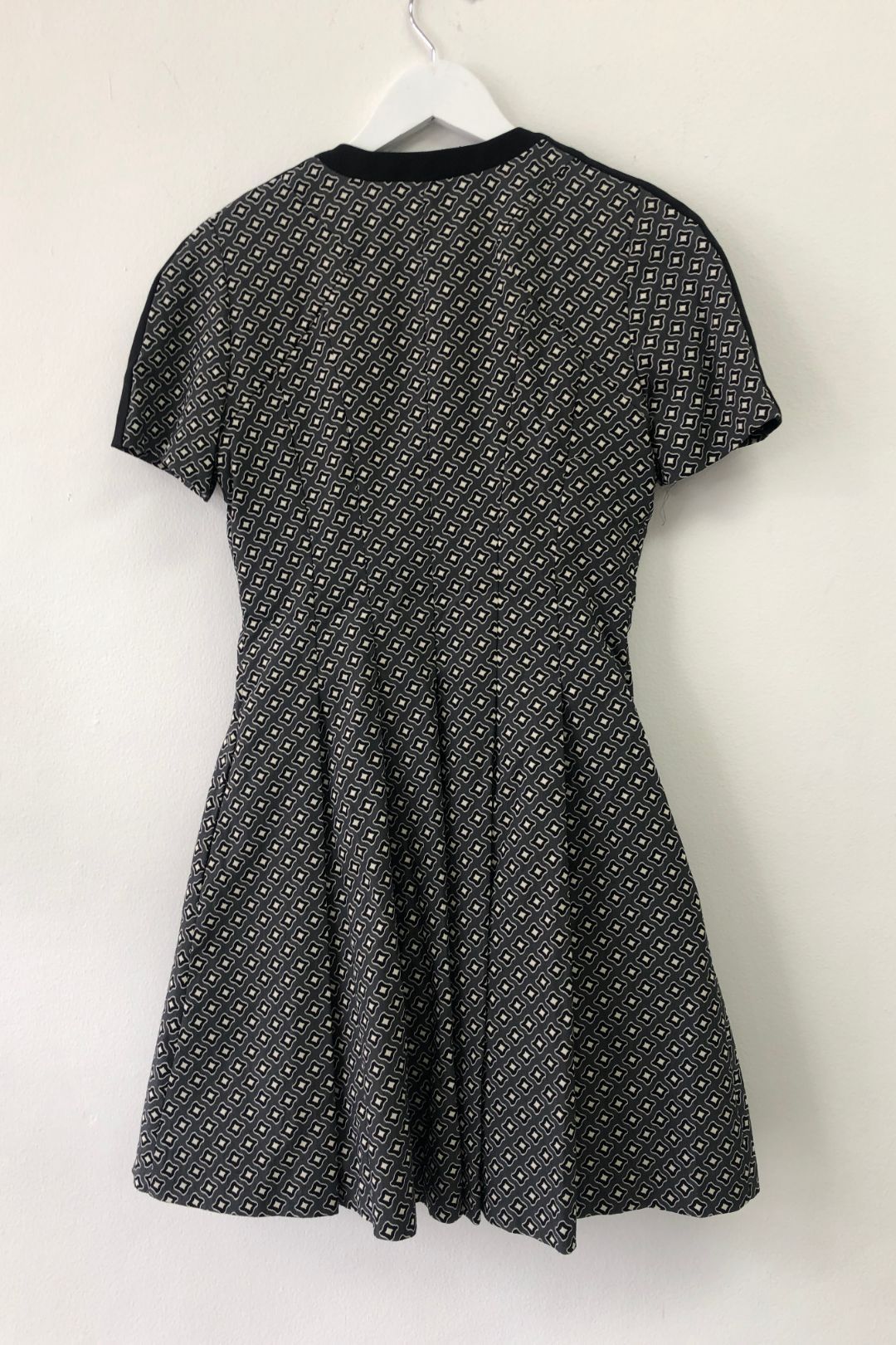 Cue - Geo Print Mini Dress