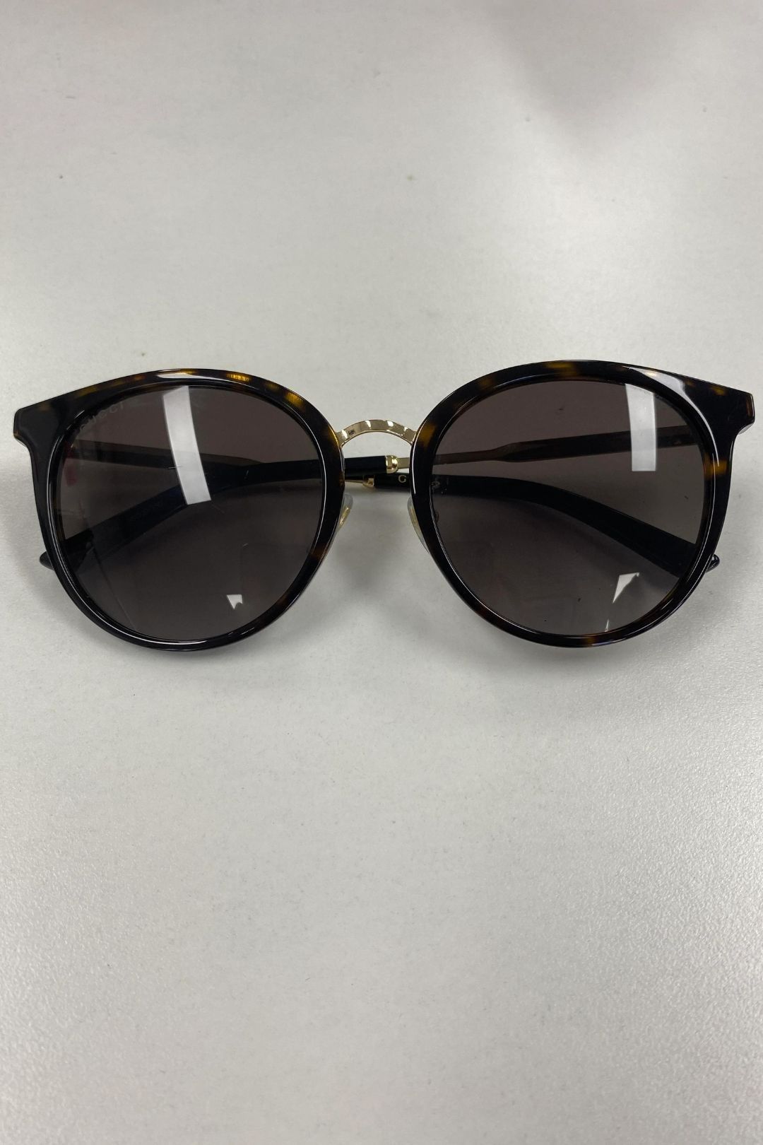 Gucci - Round Frame Sunglasses GG 02004SK 002