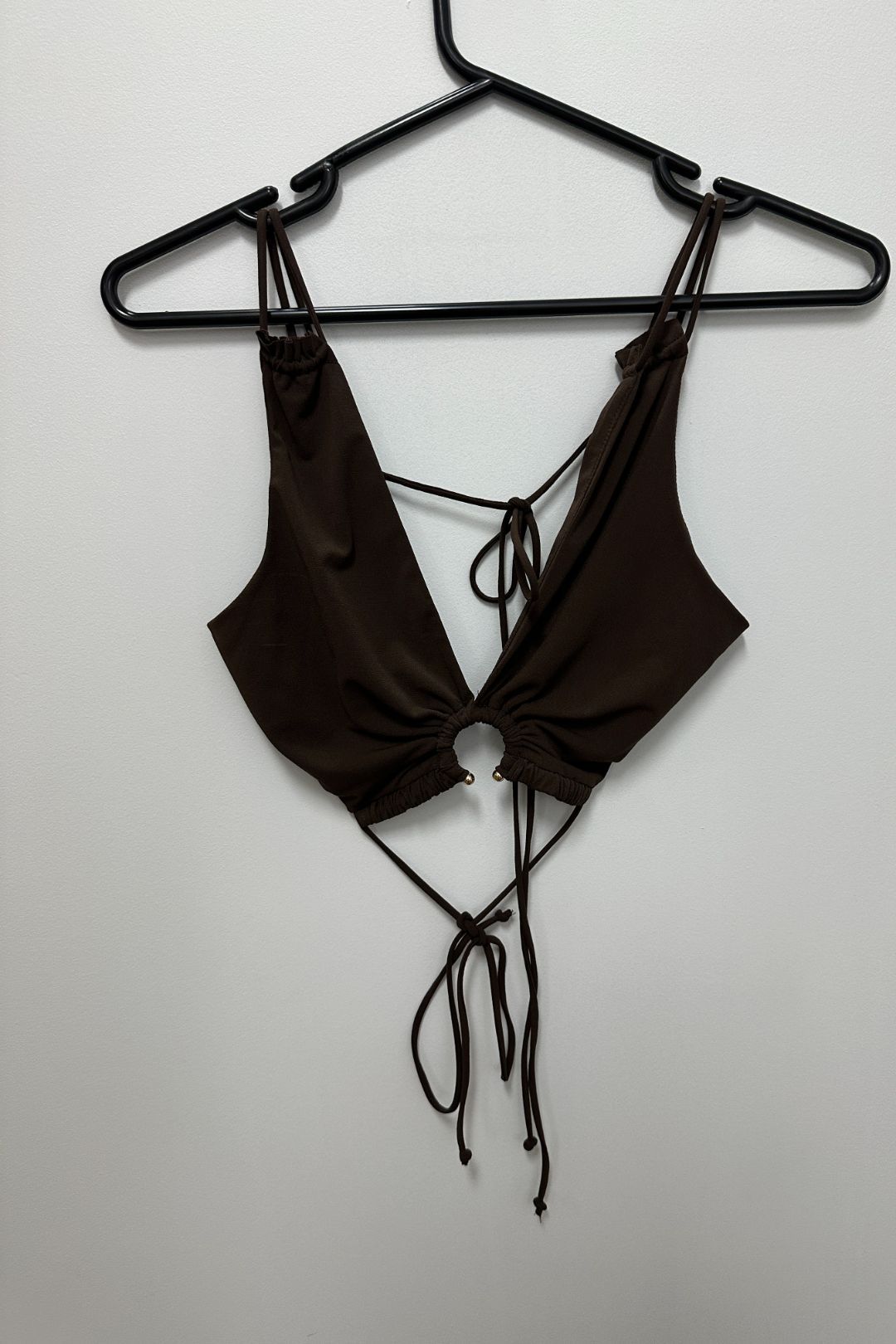 Joelene V Crop Top Cognac in Brown