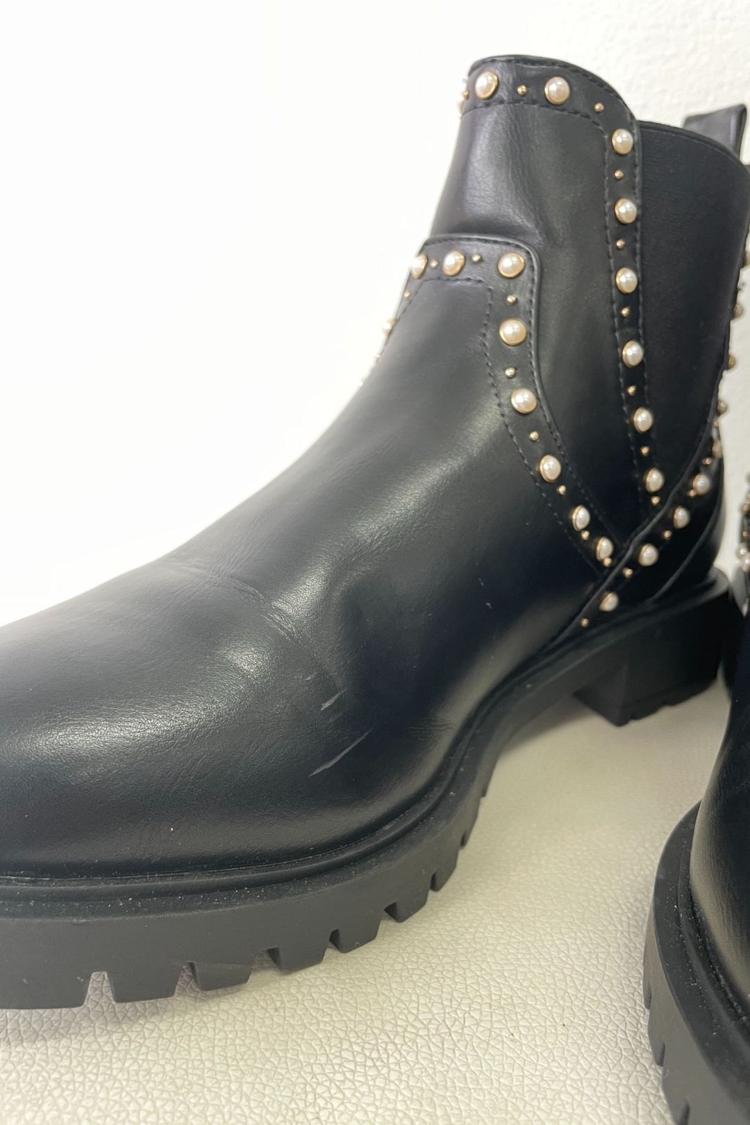 Kurt Geiger Hetty Studded Chelsea Boot