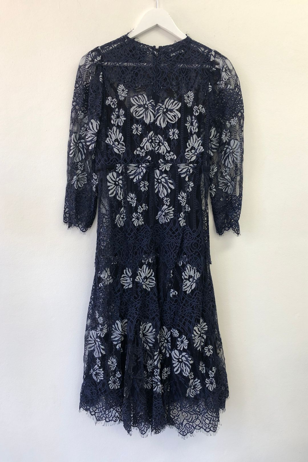 Moss and Spy - Embroidered Floral Lace Midi Dress