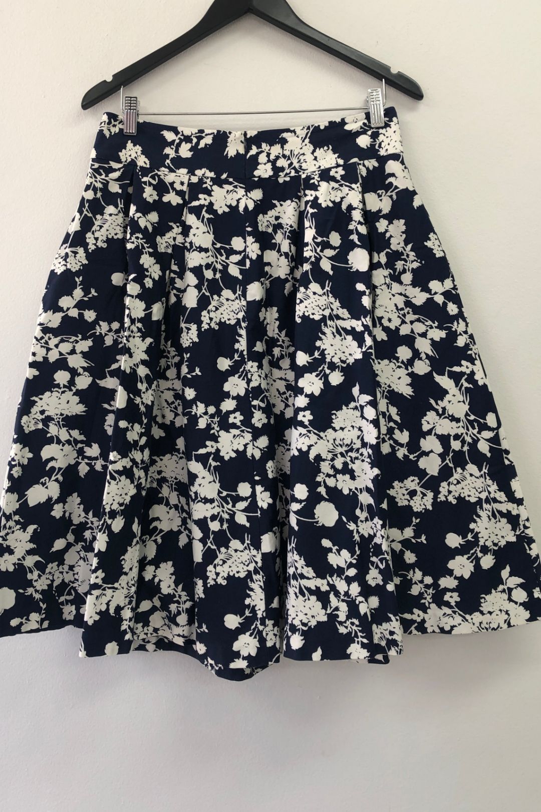 Buy Navy Floral Box-pleated Skirt | Review | GlamCorner