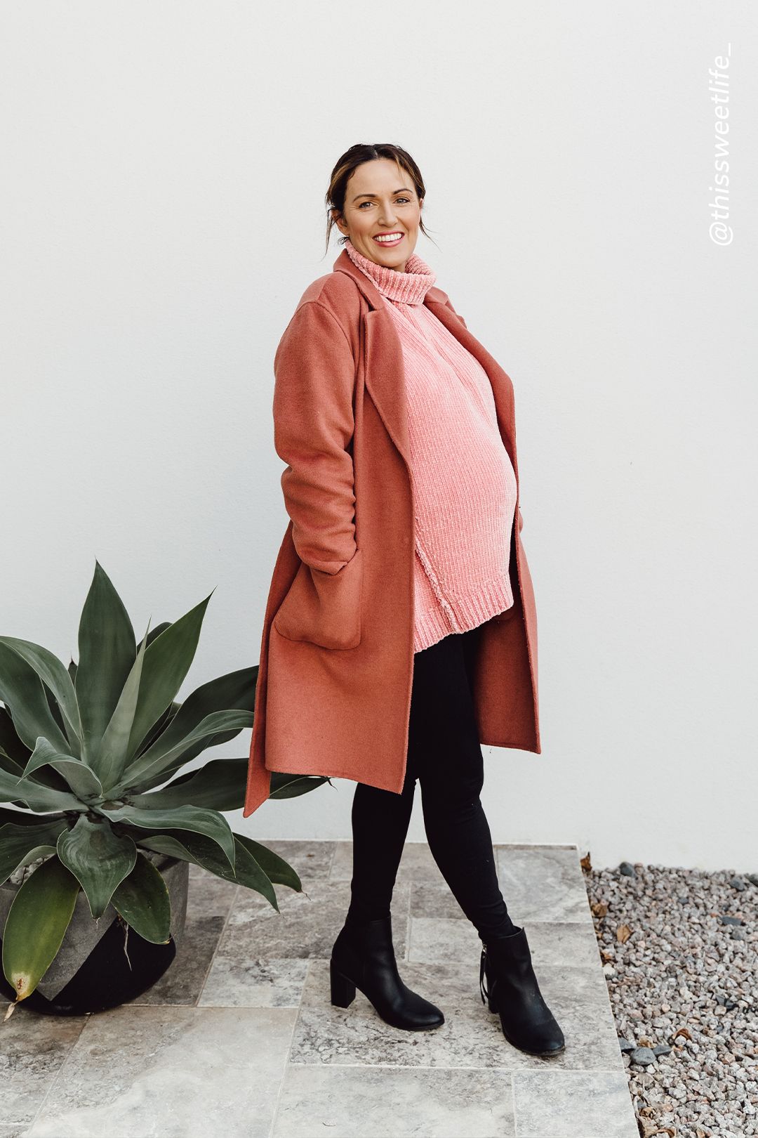 rodeo-show-chicago-coat-cinnamon-thissweetlife-maternity