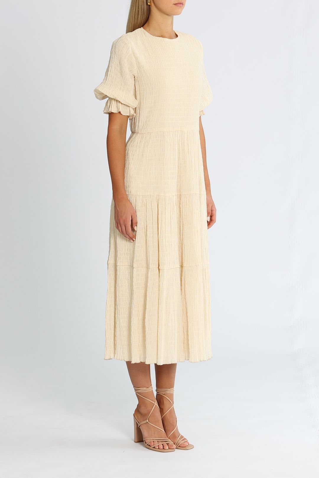 SOVERE Asher Midi Dress Vanilla Puff Sleeves