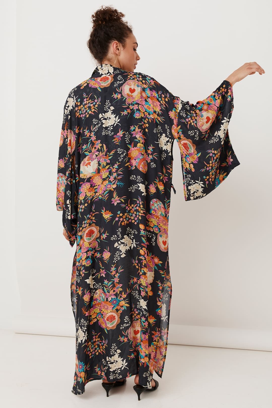 Spell Leo Maxi Robe Charcoal Relaxed Fit